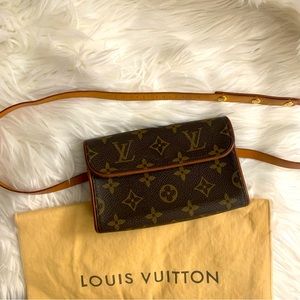Louis Vuitton Monogram Canvas Pochette Florentine Small Belt Bag.